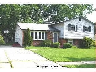 8916 2nd St photo 1