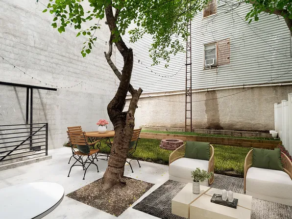 431 Wilson Avenue image 1 of 6