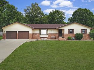 1962 Country Club Rd, El Dorado, KS 67042