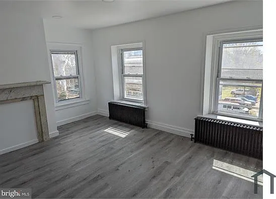 3 bed, $1,600 — Photo 3