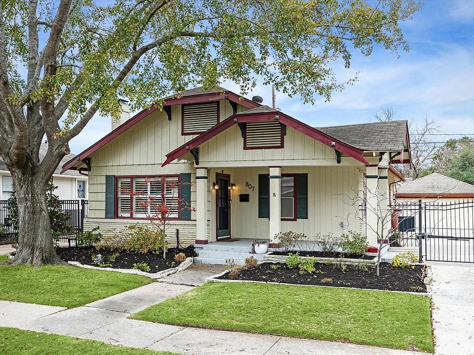 2nd image of 807 Key St