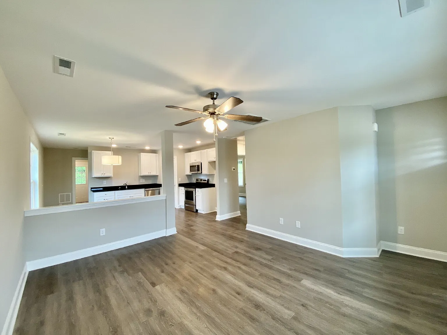 Beautiful Home! — Photo 2