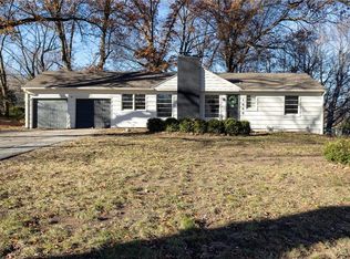 1000 E 108th St, Kansas City, MO 64131