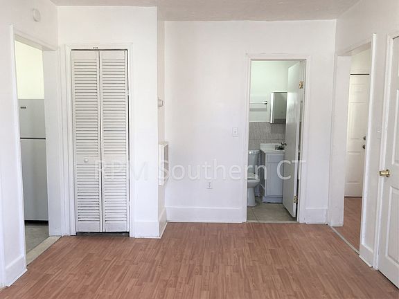 2nd image of 487 Howard Ave #5