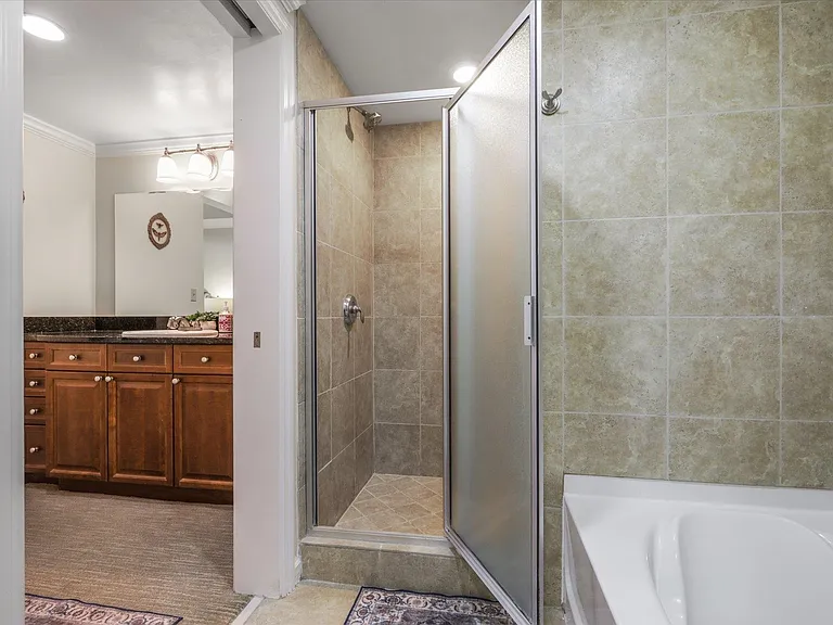 121 N Monroe St #5004 — Photo 25