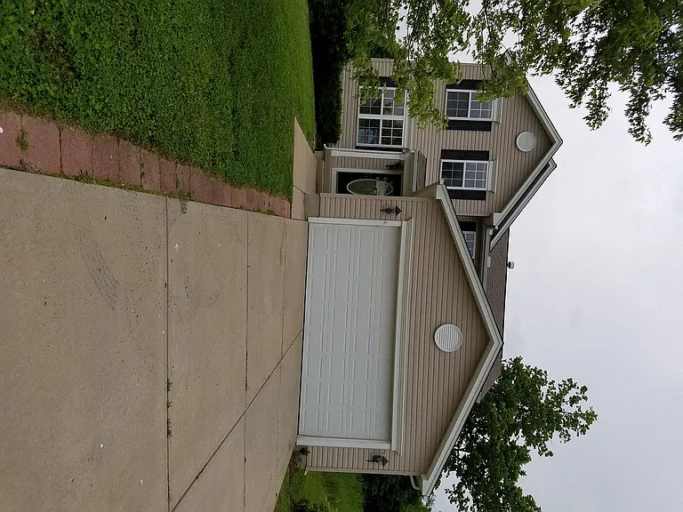 Eclipse Properties — Photo 163