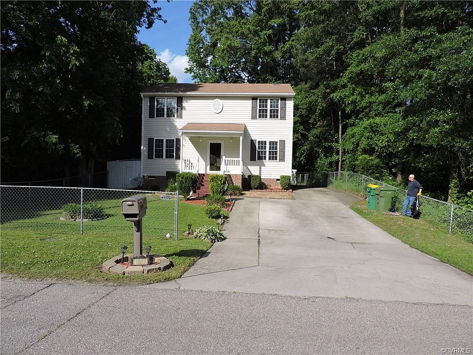 1st image of 1823 Stewart Ave