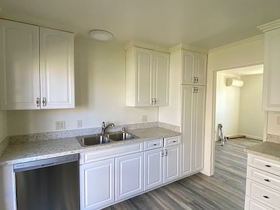 3rd image of 6131-33 W Manor Dr #6131
