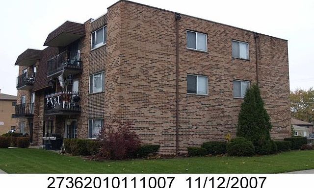 1st image of 17504 Sandalwood Dr APT 2C
