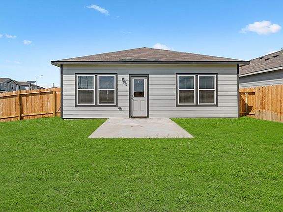 5th image of 306 Crayfish Dr