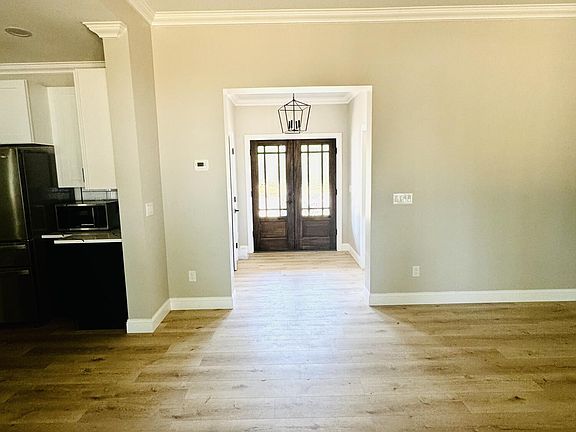 2nd image of 331 Shadows Lawn Dr Lot 28