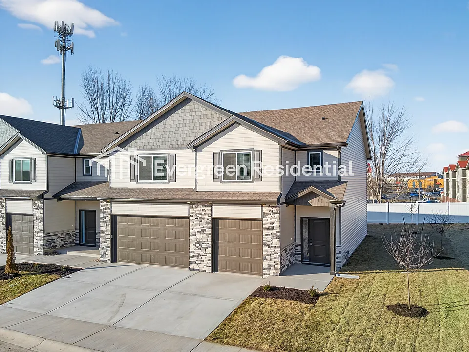 Barryview Townhomes