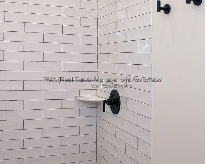 4 Zebulon St #1A — Photo 12