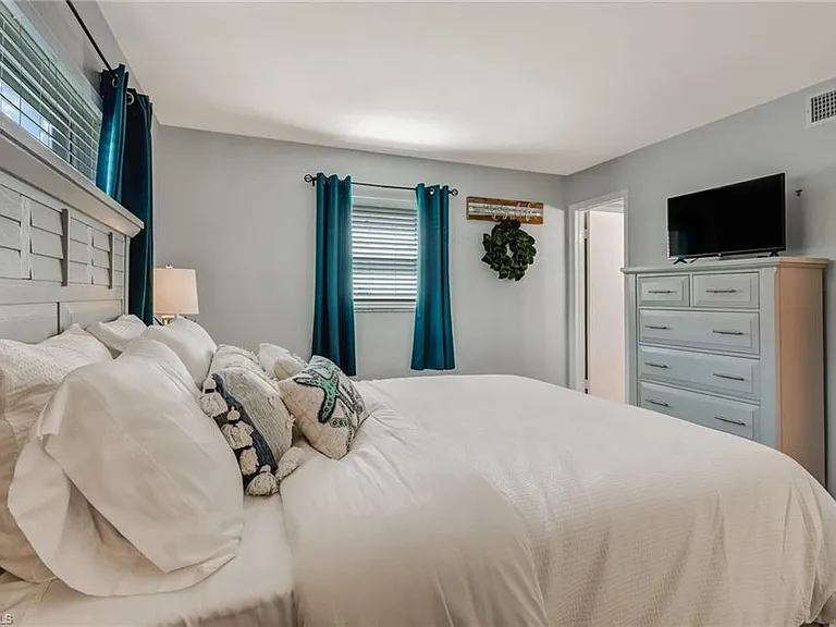 1351 Curlew Ave #104 — Photo 15