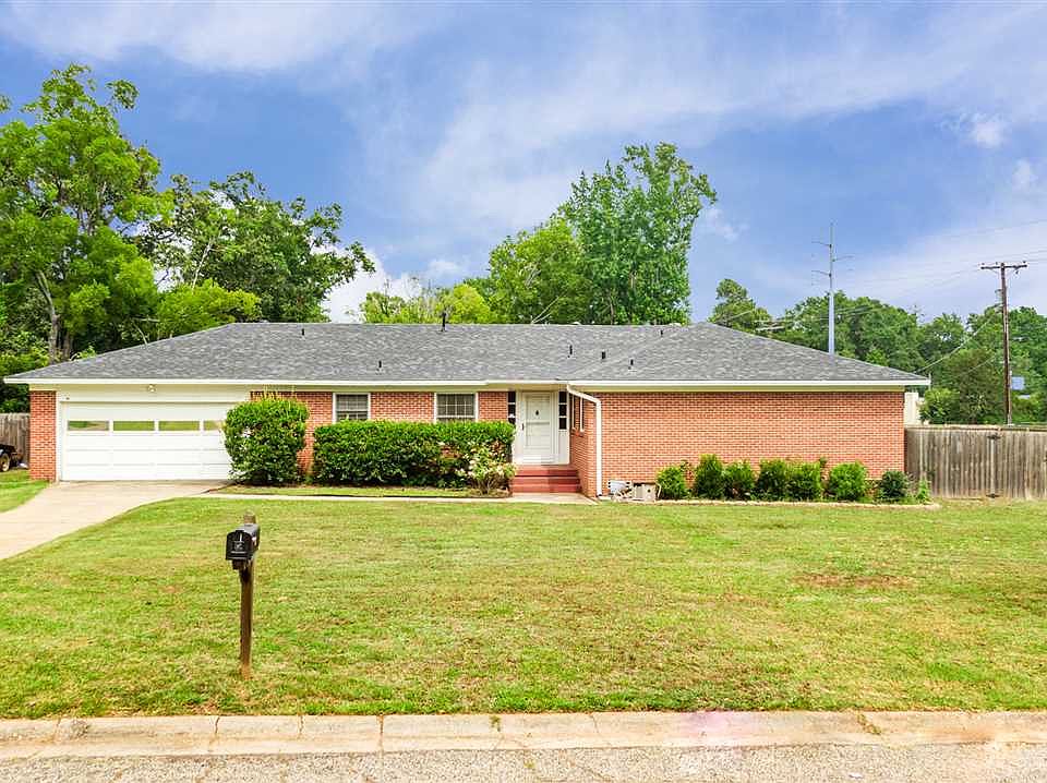 1st image of 2910 Bel Air Dr