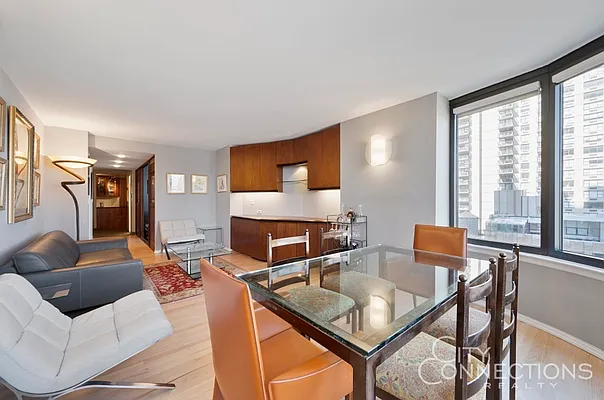 Sold by City Connections Realty | media 19