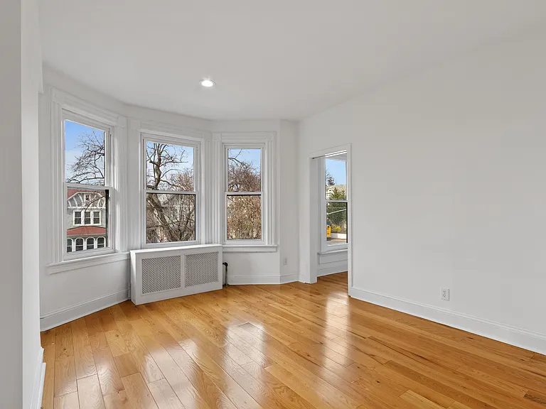 7807 Ridge Blvd #2 — Photo 3