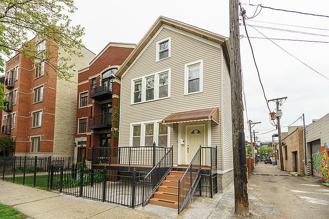 1st image of 2412 W Moffat St