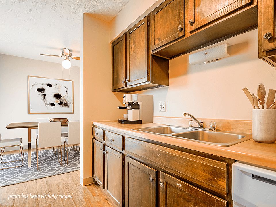 Fully-Equipped Kitchen with Appliances