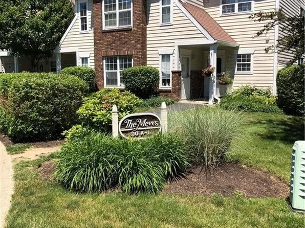 20 Janet Cir #20K, Bridgeport, CT 06606