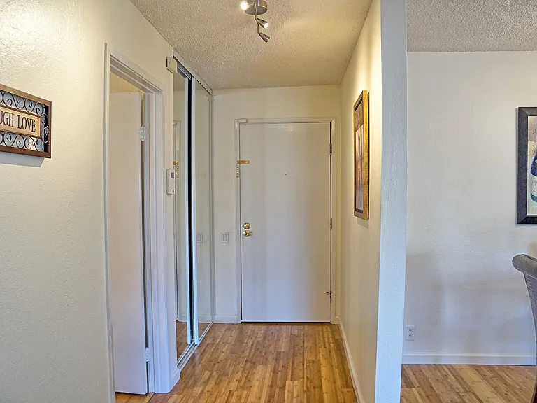 150 Pearl St #101 — Photo 2