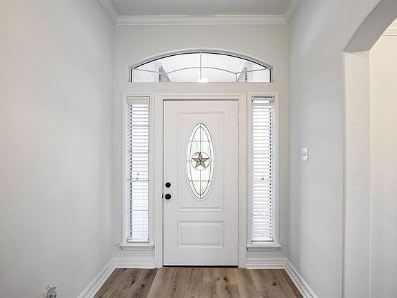 5th image of 11806 Taylor Leigh Ln