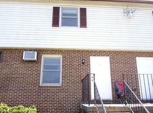 2440 1st St #4, Middletown, VA 22645