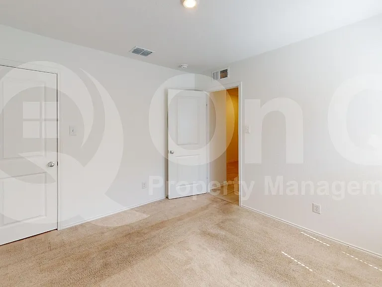 403 Ashbrook Way — Photo 12