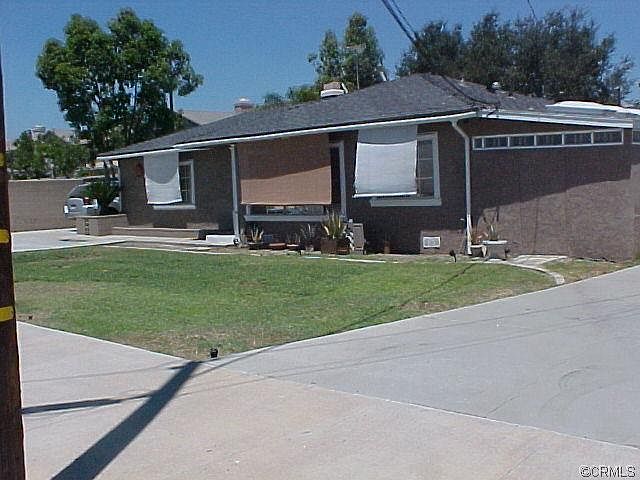 2nd image of 4924 N Bonnie Cove Ave