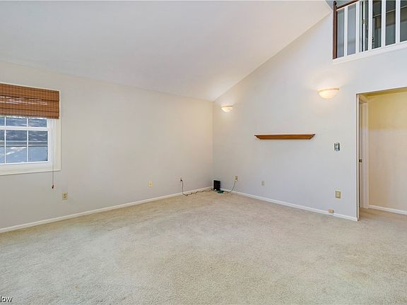 3rd image of 1170 Willow Bnd #2-13