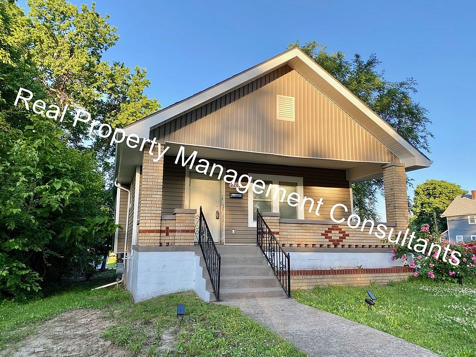 1st image of 2209 N Hallock St
