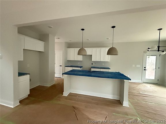 4th image of 421 Needmore Rd