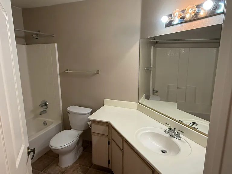 5751 N Kolb Rd #11102 — Photo 10