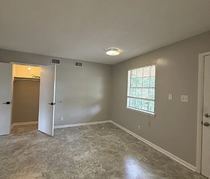 102 Woodhouse Ln #C — Photo 10