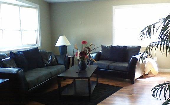 3rd image of 400 13th St W