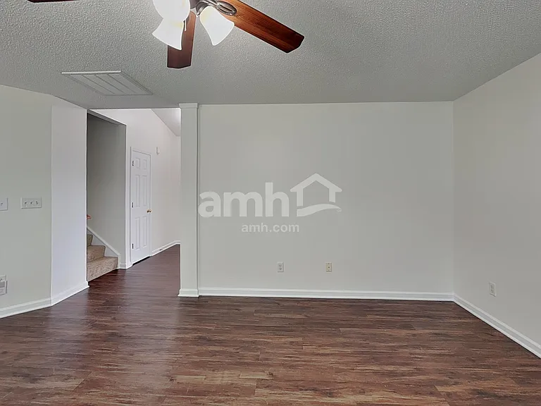 1079 Chapel Creek Rd SW — Photo 9
