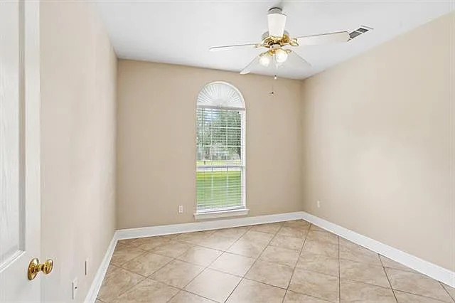 476 Choctaw Dr — Photo 16