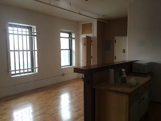 Rented by Gold-Stone Realty | media 8