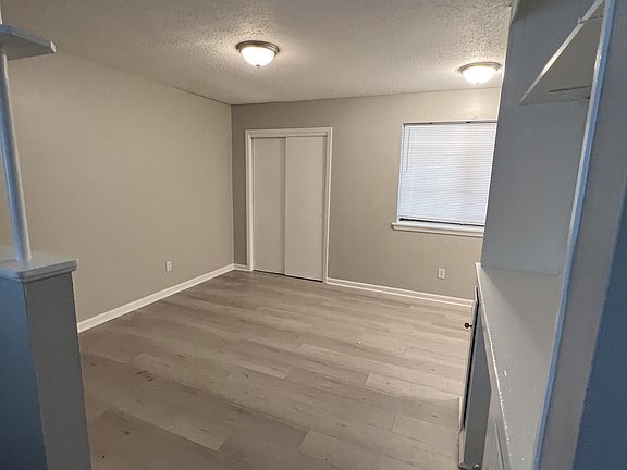 5th image of 3573 Southland St