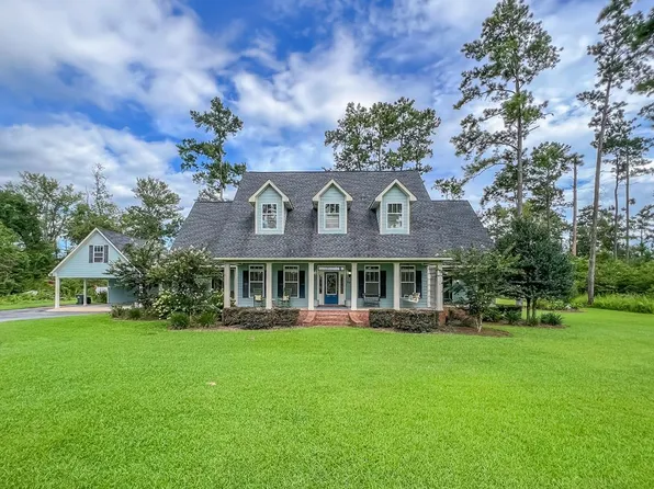 481 River Oaks Dr, Bainbridge, GA 39817