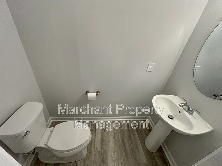 154 Randwick Ln — Photo 14