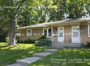 1646 Diamond Ave NE, Grand Rapids, MI