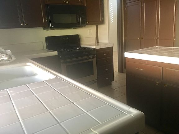 4th image of 39840 Gorham Ln