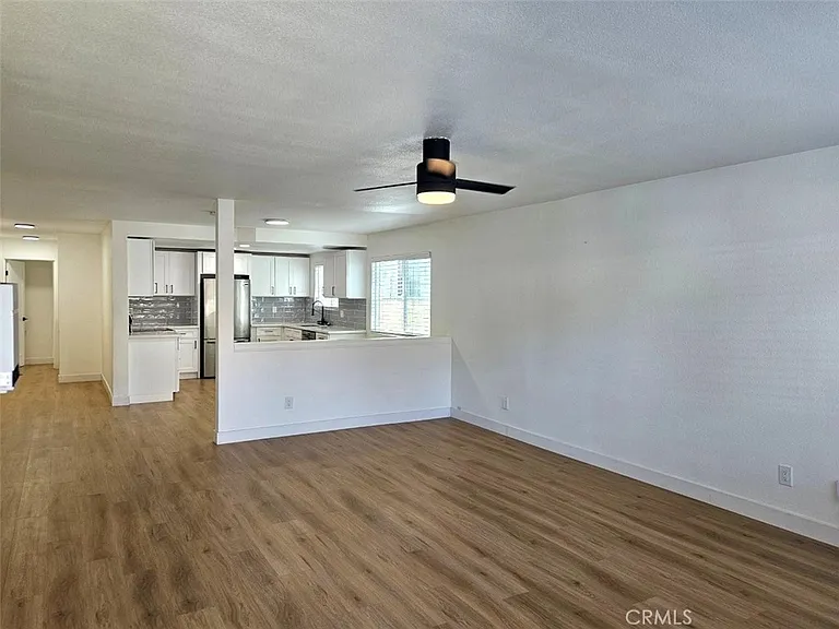 226 N Citrus Ave #A — Photo 4