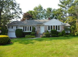 19 Kenwood Dr, New Rochelle, NY 10804