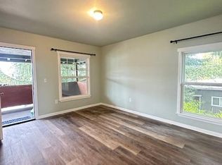 111 W 3rd St #4, Centralia, WA 98531
