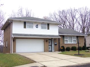 1073 Barone Dr, Weirton, WV 26062