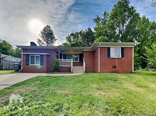 1413 Sherwood Dr, Kannapolis, NC 28081