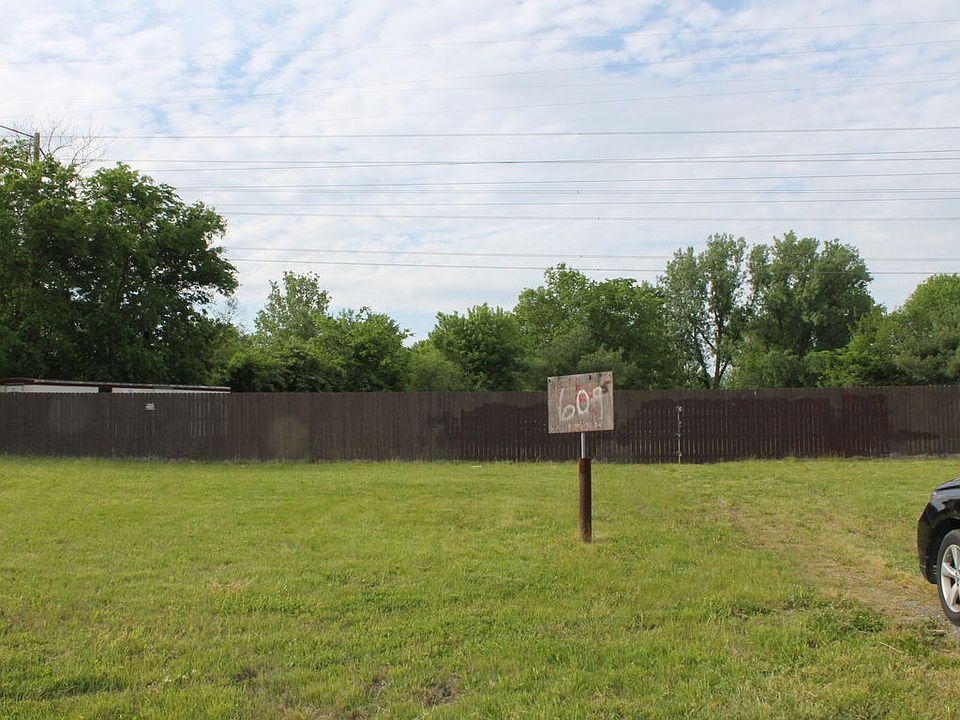 1st image of 609 Outer Loop