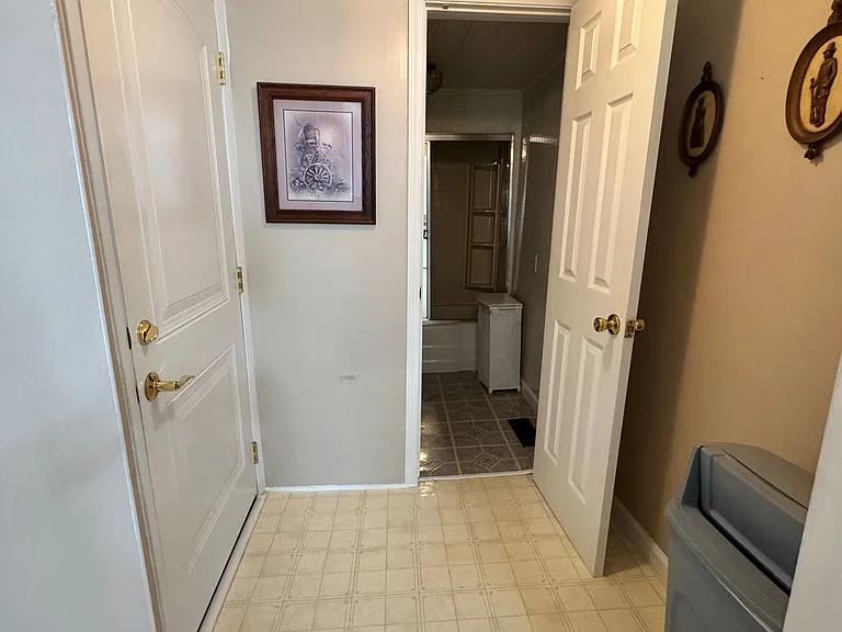 1114 Textile Pl — Photo 5